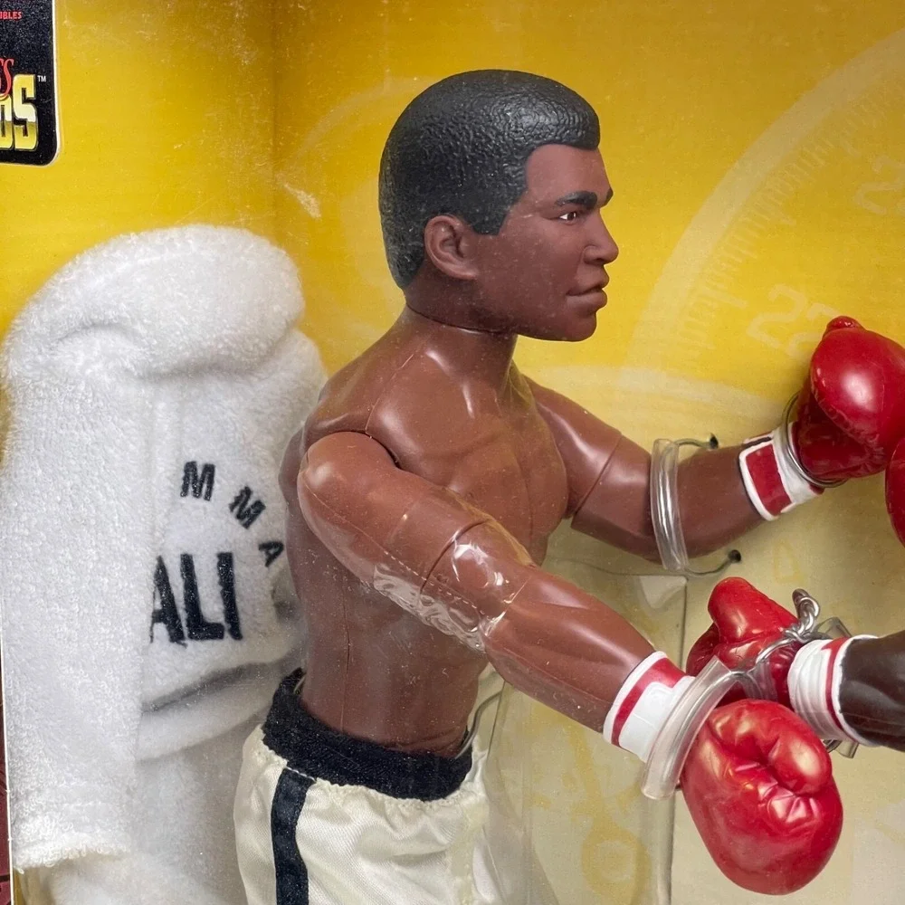 Hasbro Kenner Starting Lineup Timeless Legends Ali v Frazier Boxing Figures Set